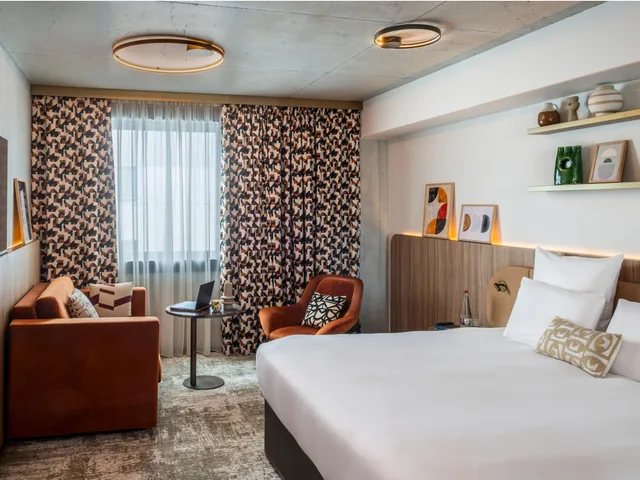 غرفة متصلة عائلية بسريرين كينج مع أريكة، Pullman Lyon 3/10