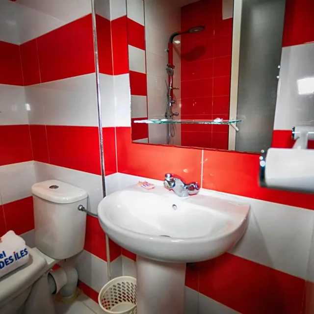 غرفة قياسية بسرير مزدوج، Hotel Vents des Iles 9/9