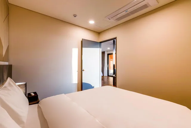 Family Suite, Premier, Urbanest Hotel 3/10