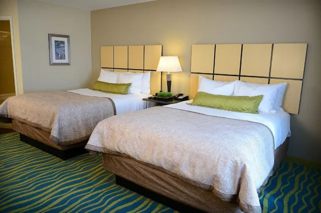 جناح استوديو بسريرين كوين لذوي الإعاقة، Candlewood Suites Denver Northeast - Brighton 1/1