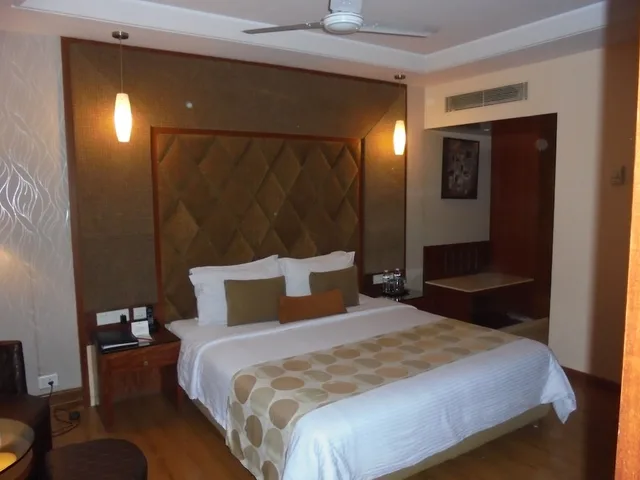 جناح استوديو بسرير كينج، Lords Plaza Ankaleshwar 2/2