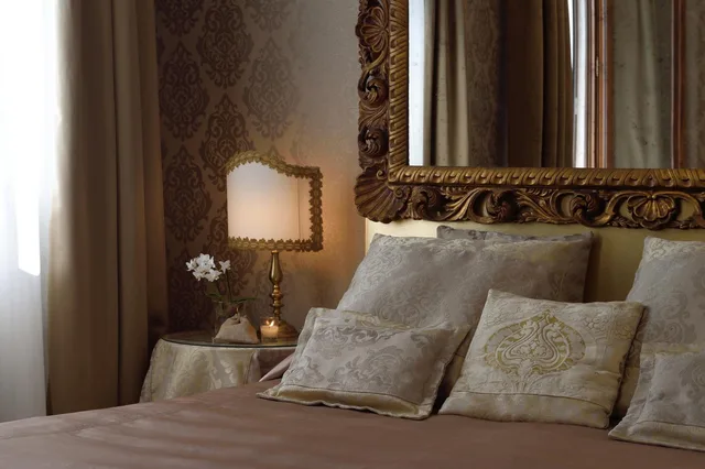 Deluxe Lagoon View، Metropole Hotel Venice 1/4