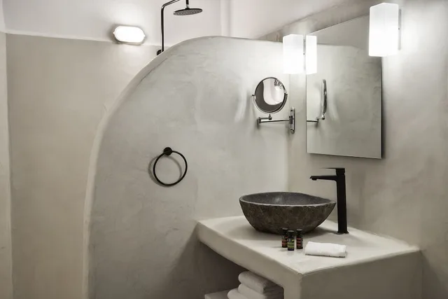 Standard, Queen Bed, Caldera View، Mr And Mrs White Santorini 4/5