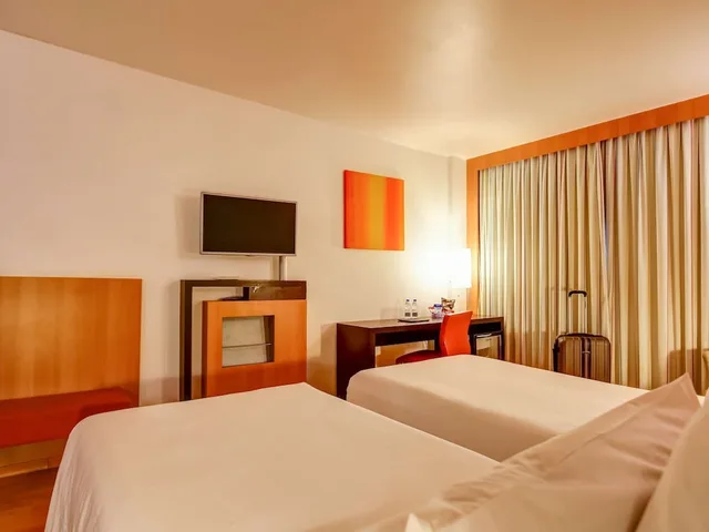 غرفة سوبيريور بسريرين منفصلين، Novotel RJ Santos Dumont 1/10