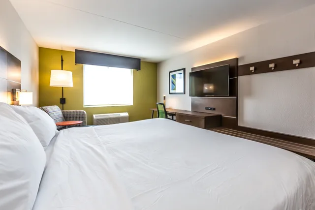 غرفة بسرير كينج، Holiday Inn Express Exton - Great Valley 1/7
