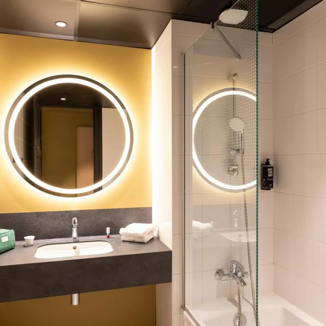 Junior Suite, City Side, Ibis Lyon Centre Perrache Hotel 5/6