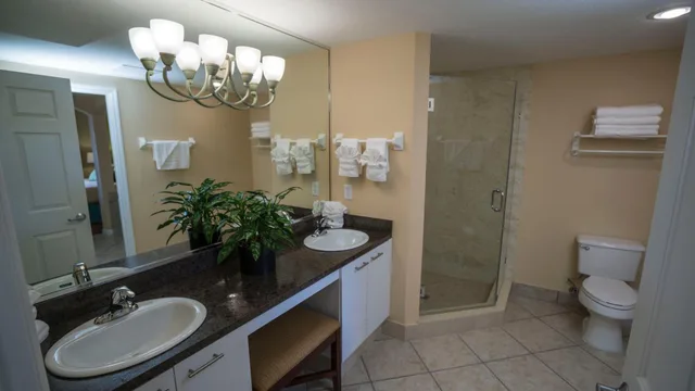 جناح بسرير كينج بإطلالة على المسبح، Vacation Village At Weston 5/8
