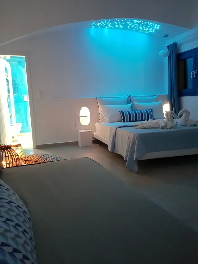Deluxe, Double Bed, Sea View, Sofa, Hot Tub, Amera Suites 8/10