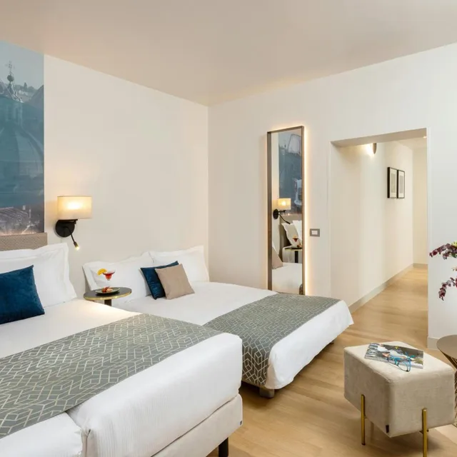 غرفة عائلية بسرير مزدوج، Leonardo Boutique Hotel Rome Termini 2/6