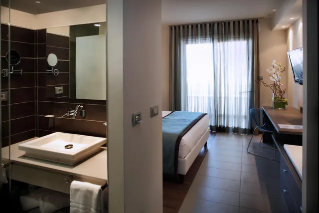 Superior, Triple, City Side, Balcony, Pool Access، Yes Hotel Touring & Spa 7/9