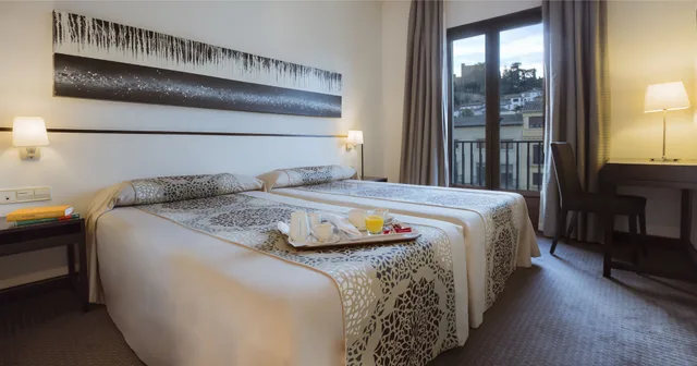 غرفة بسريرين منفصلين، Macia Plaza 1/10