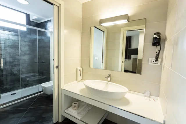 Room, Triple, 57reshotel Orio 4/10