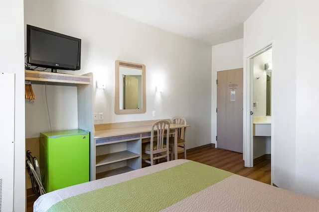 غرفة قياسية بسرير كوين لذوي الإعاقة، Motel6 Cedar City, UT 6/8