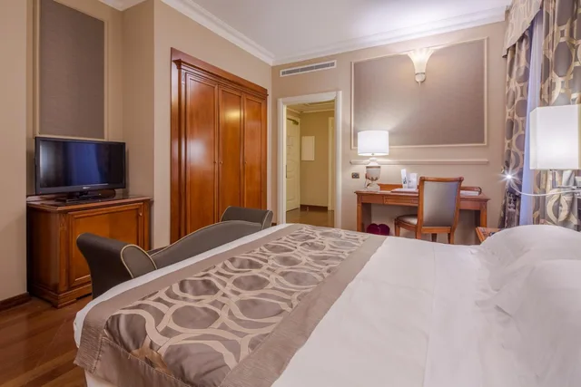 جناح عائلي، Grand Visconti Palace Hotel 2/6