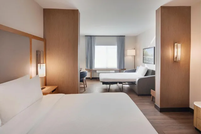 جناح تنفيذي بسرير كينج مع أريكة، Fairfield Inn & Suites by Marriott Franklin Cool Springs 2/5