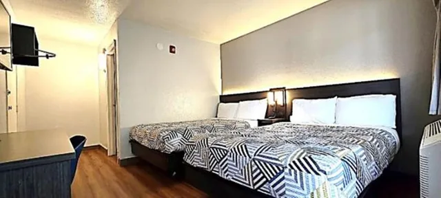 غرفة قياسية بسريرين مزدوجين، Motel6 Slidell, LA - New Orleans 2/6