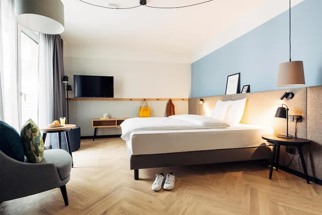 Signature, Queen Bed, Garden View, Garden Area، Harry's Home Berlin - Moabit Hotel & Apartments 6/10