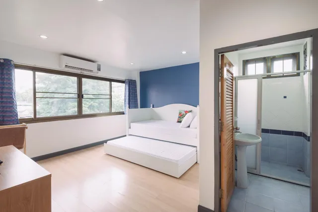 Room, Twin Beds, Baansu Hostel 1/2