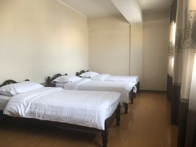 غرفة ثلاثية بثلاثة أسرّة، Land Hotel 3/7