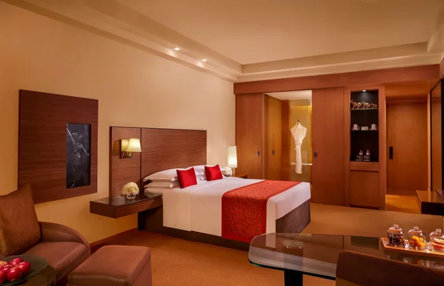 جناح غراند بسرير كينج، Grand Hyatt Mumbai Hotel and Residences 3/9