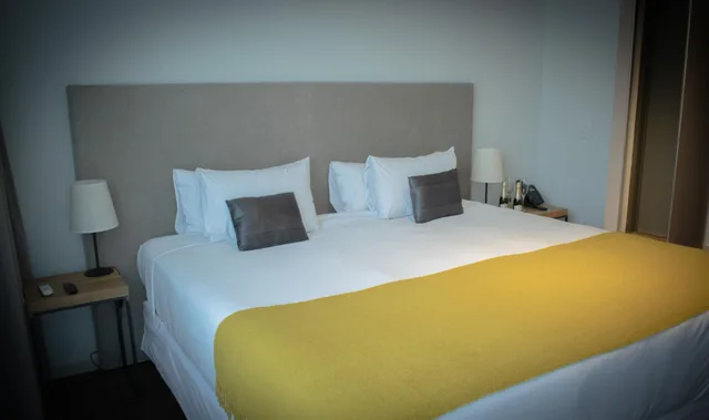 جناح جونيور، CASASUR PILAR HOTEL 1/3