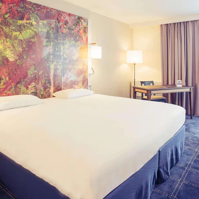 غرفة قياسية بسرير مزدوج مع أريكة، Mercure Lille Metropole 2/8