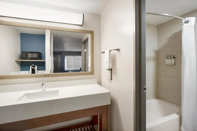 جناح بغرفة نوم واحدة، Holiday Inn Express Simi Valley 3/3