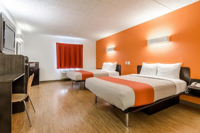 غرفة قياسية بسريرين كوين، Motel6 York, NE 2/10