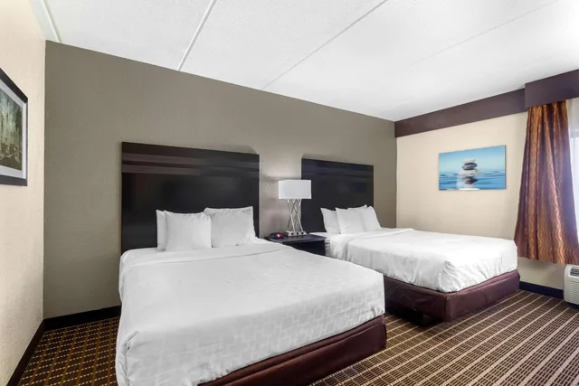 غرفة رباعية بسريرين كوين، Sleep Inn & Suites West Knoxville 3/10