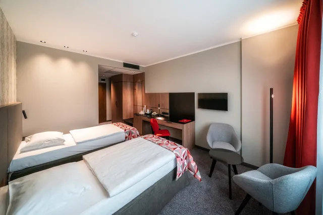 Plus, Standard, Twin Beds, City View، Hotel Park Plaza 3/7