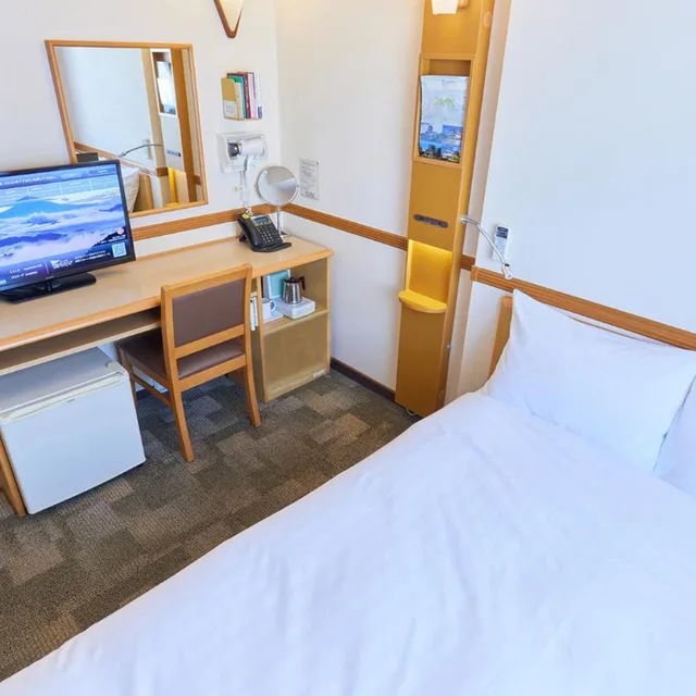 غرفة بسرير مزدوج، Toyoko Inn Maibara-Eki Shinkansen Nishi-Guchi 8/10