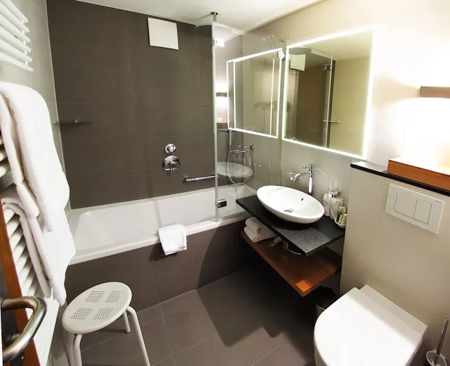 جناح عائلي كلاسيكي بسريرين مزدوجين، Allalin Relais Du Silence Hotel 6/7