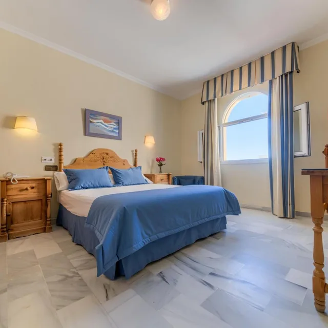 غرفة رباعية بحمام مشترك، Hotel La Espanola 5/10