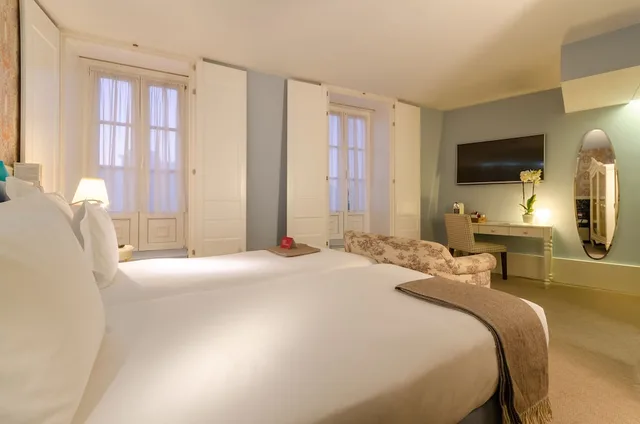 غرفة سوبيريور بسريرين منفصلين بإطلالة على المدينة، Lx Boutique Hotel 2/2