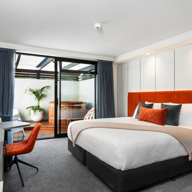 Spa, Deluxe, King Bed, Club Lounge Access، Millennium Hotel Rotorua 2/3