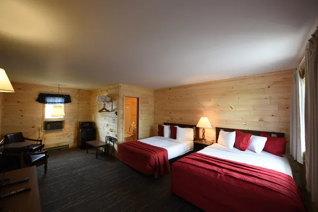 City, Queen Bed، The Welcome Inn 3/8