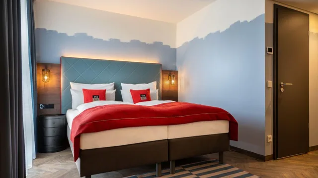 غرفة بسرير كوين لذوي الإعاقة، Holiday Inn - the niu, Keg Hamburg Ost, an IHG Hotel 1/6