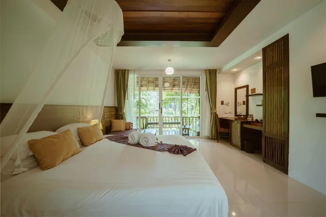 Coconut, Cottage, King Bed، Ban Sainai Resort - SHA Extra Plus 2/10