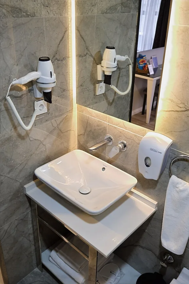 غرفة سوبيريور بسرير مزدوج أو سريرين منفصلين، Riva Hotel Alsancak 7/9