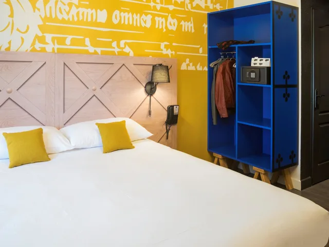 Standard, Double Bed, Ibis Styles Carcassonne La Cite 2/10