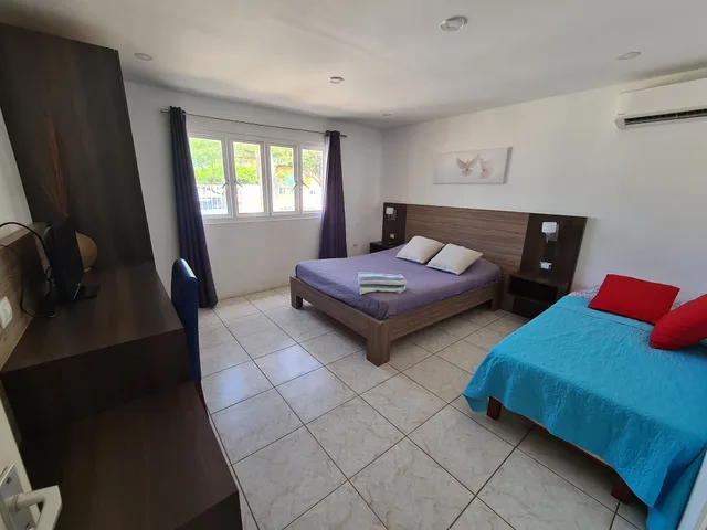 فيلا سوبيريور بسريرين كوين وسريرين منفصلين بإطلالة على المسبح بشرفة، Bubali Villa And Apartments 3/5