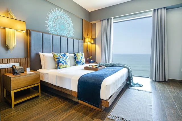 2 Bedrooms, Presidential, Suite, 2 King Beds, Sea Front، Hotel MaRadha Colombo 4/6