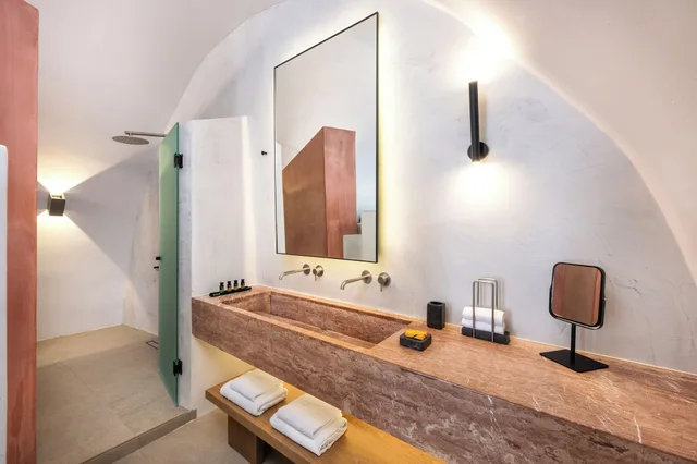 Cave, Superior, Double Bed, Courtyard View، Ira Hotel Spa 8/10