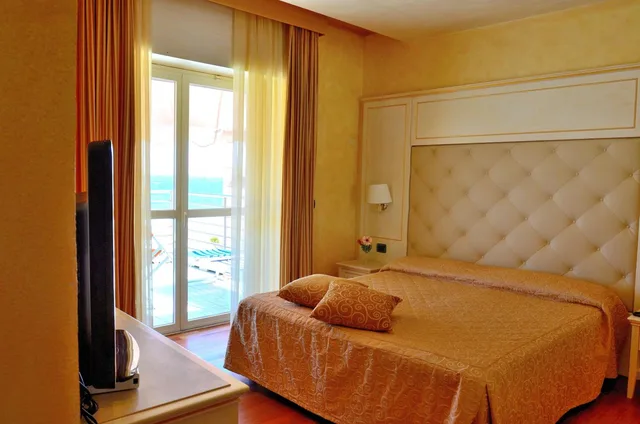 جناح جونيور بإطلالة على البحر، Hotel Regina Alassio 3/10