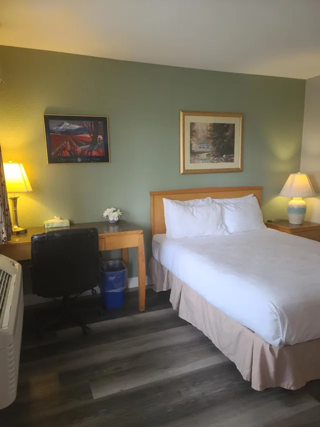 غرفة بسرير كوين، Tulip Inn 8/10