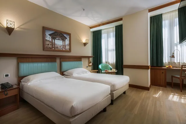 غرفة بسرير مزدوج أو سريرين منفصلين، Sangallo Palace 4/10