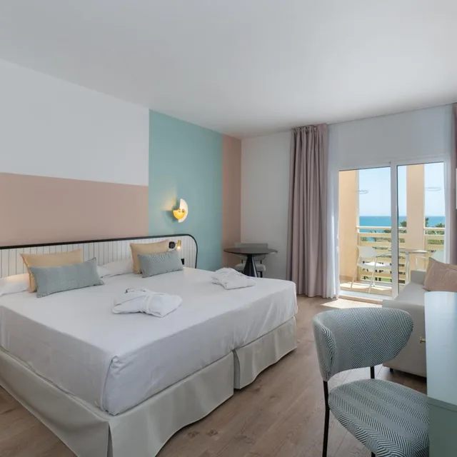 Club, Superior, Sea Front، Pez Espada 2/10