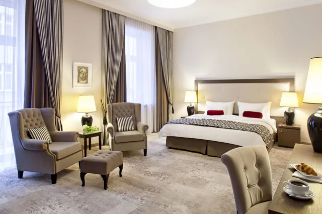 جناح جونيور، Metropolitan Boutique Hotel 1/2
