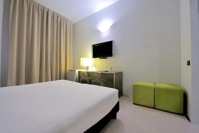 غرفة قياسية، Art Hotel Boston 1/2