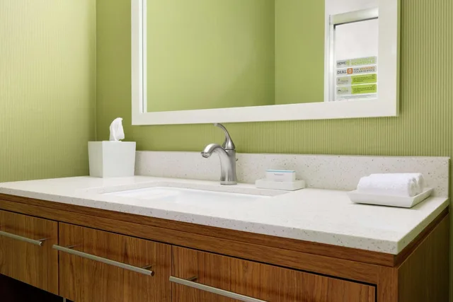 جناح بسرير كينج بغرفة نوم واحدة مع أريكة، HOME2 SUITES BY HILTON STILLWATER 2/4